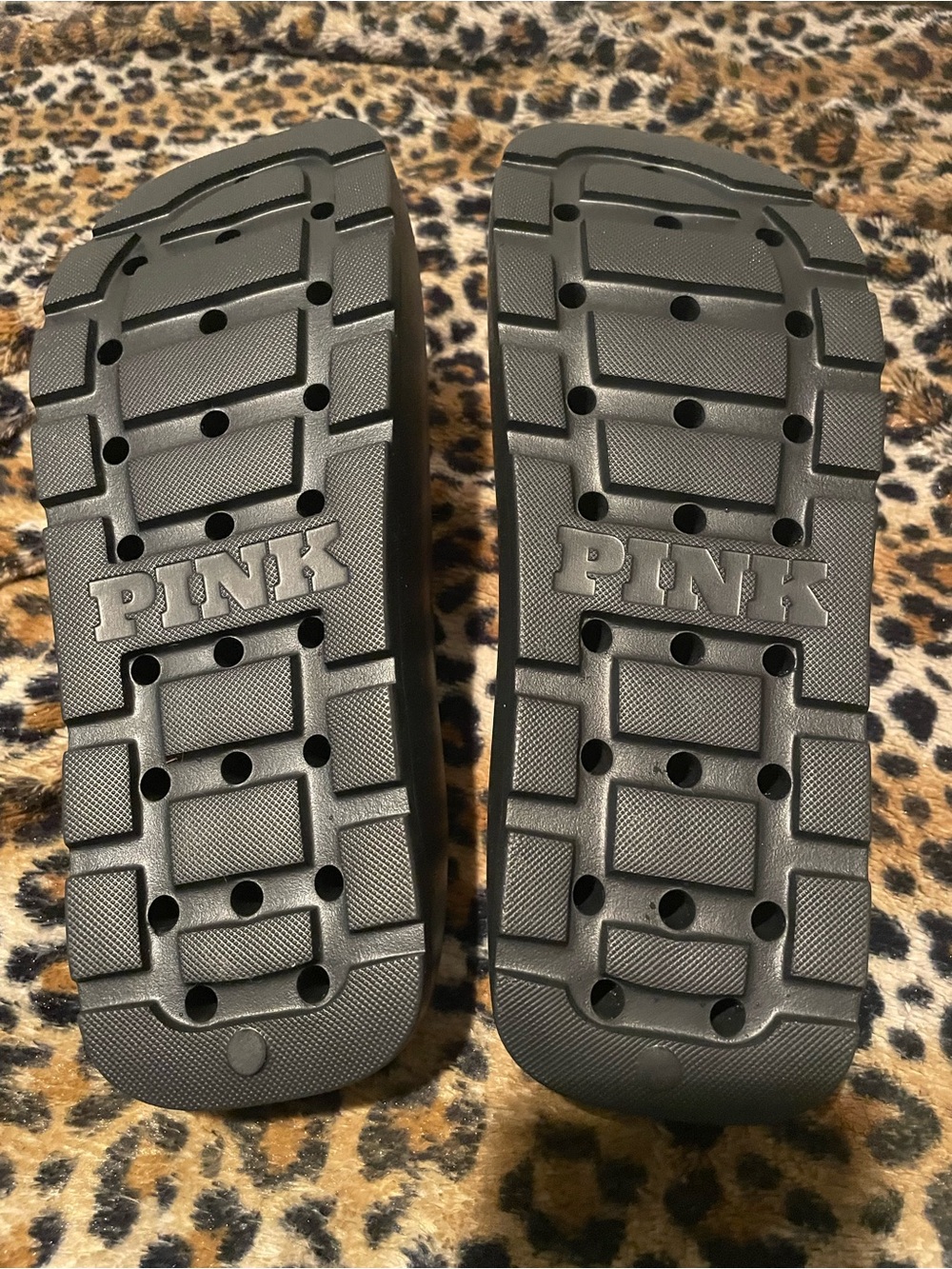 PINK Victoria's Secret Black Slide Sandals - Picture 4 of 4